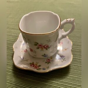 Demitasse cup and saucer set by VICTORIA / Takahashi San Francisco Discontinued